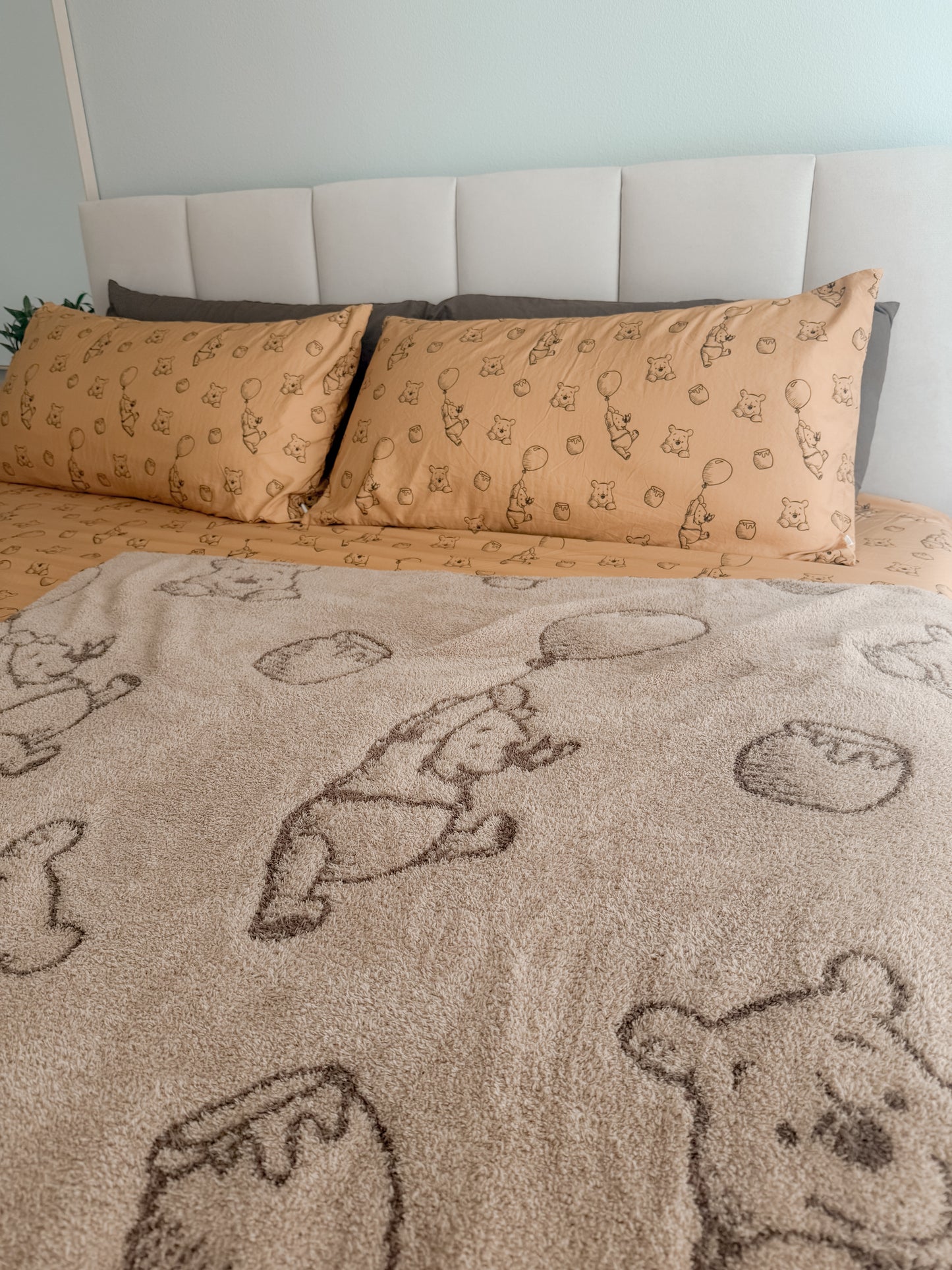Simple Pooh Bamboo Bedding*READY TO SHIP
