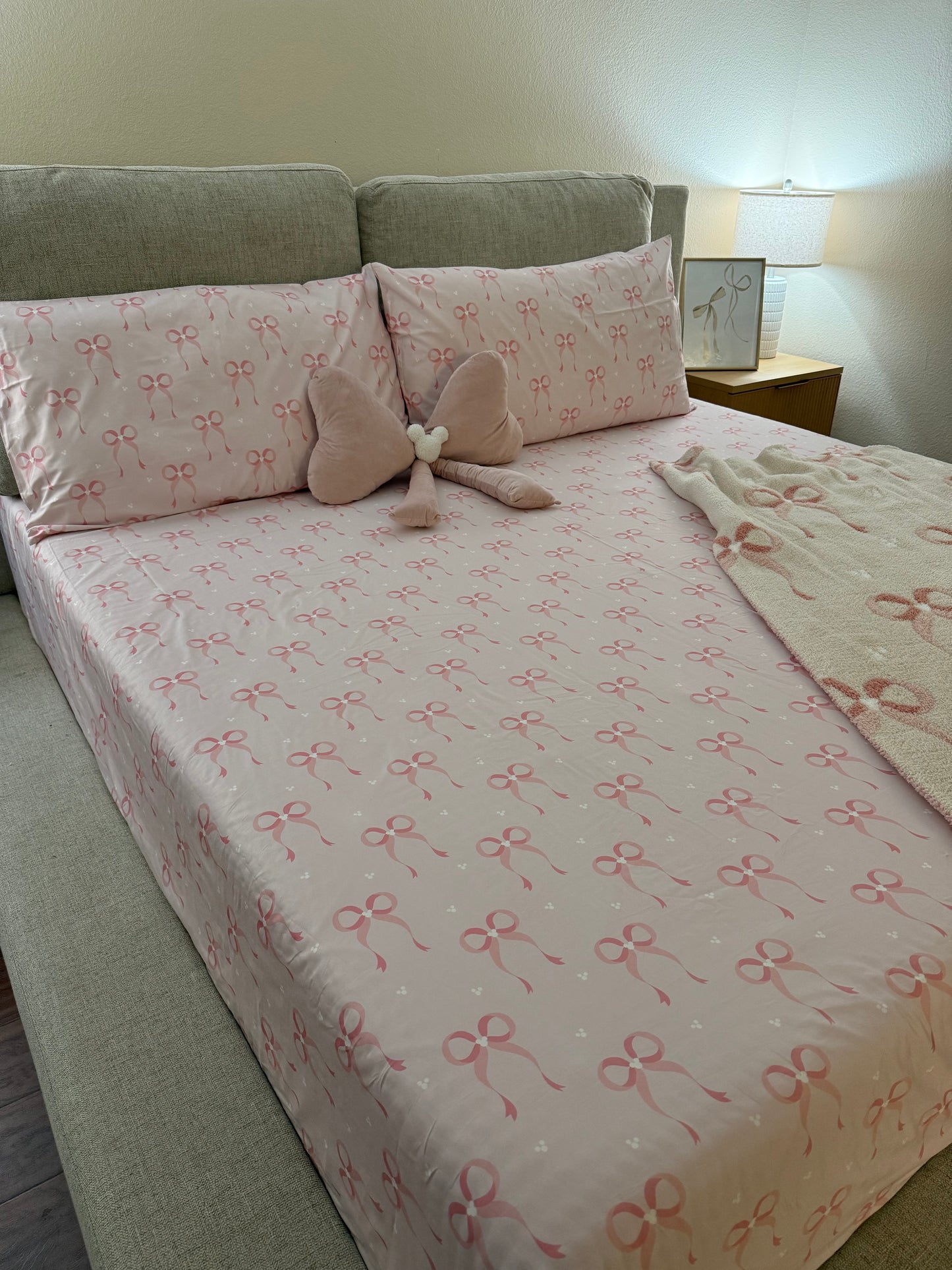 Dainty Bows Bamboo Fitted Sheet *READY TO SHIP