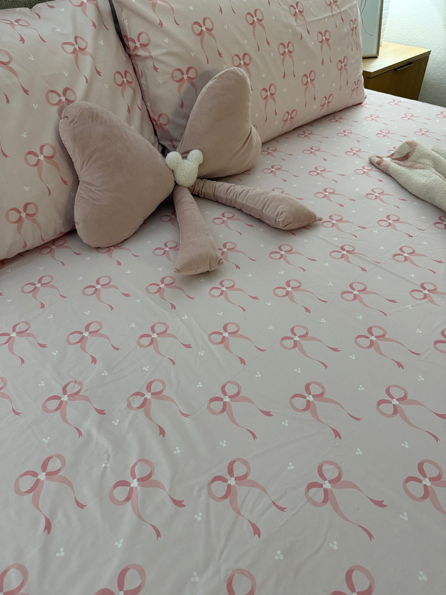 Dainty Bows Bamboo Fitted Sheet *READY TO SHIP