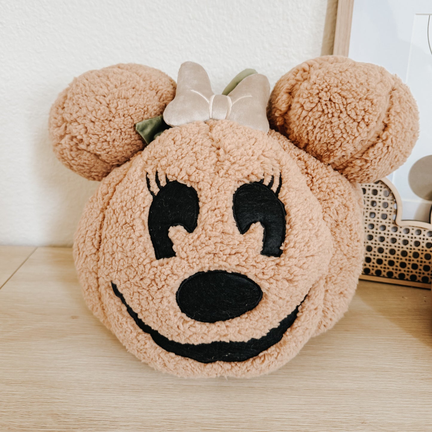 M I N N I E Pumpkin Pillow *READY TO SHIP